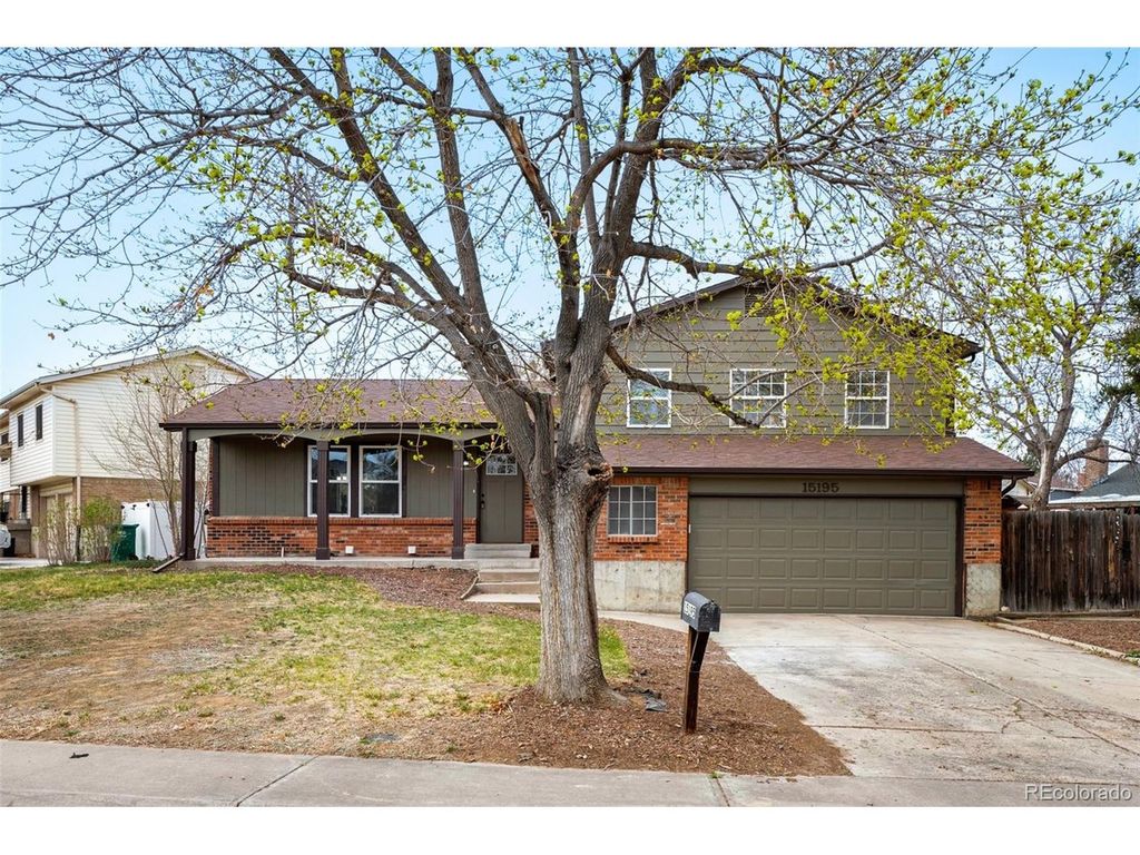 15195 E Bails Pl, Aurora, CO 80012