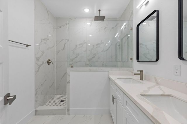 8109 Hamlet Street A, Houston, TX 77078