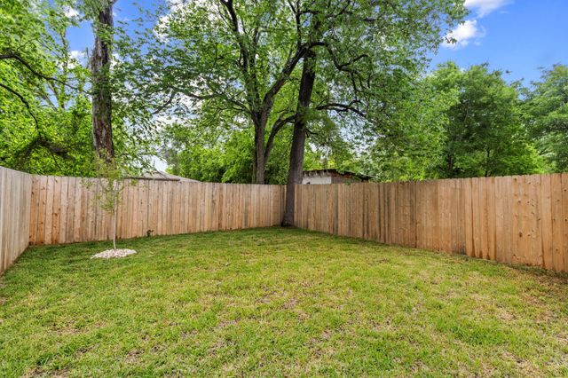 8109 Hamlet Street A, Houston, TX 77078