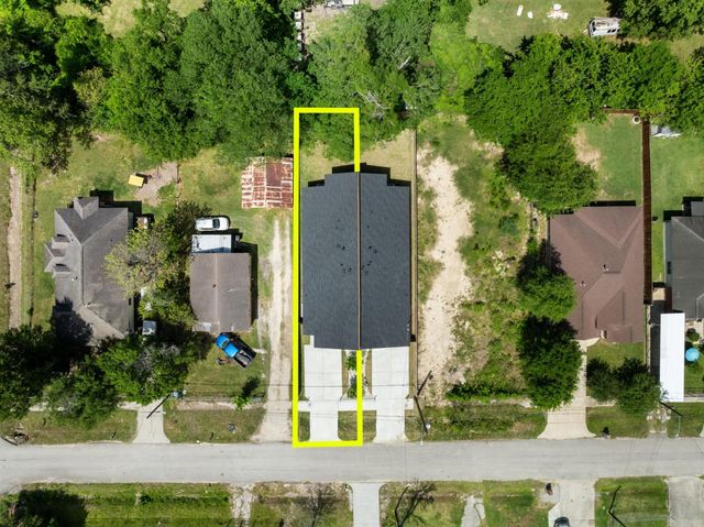 8109 Hamlet Street A, Houston, TX 77078