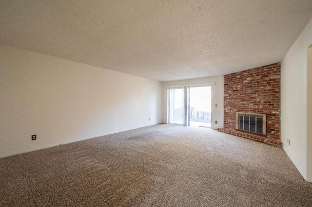 6416 N Remington Avenue, Fresno, CA 93704