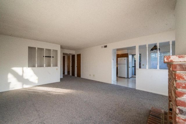 6416 N Remington Avenue, Fresno, CA 93704