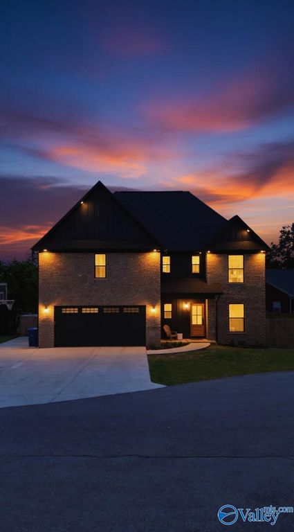 123 Emma Place, Grant, AL 35747
