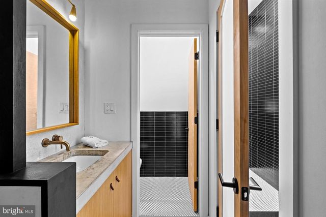 1421-23 N FRONT ST, Philadelphia, PA 19122