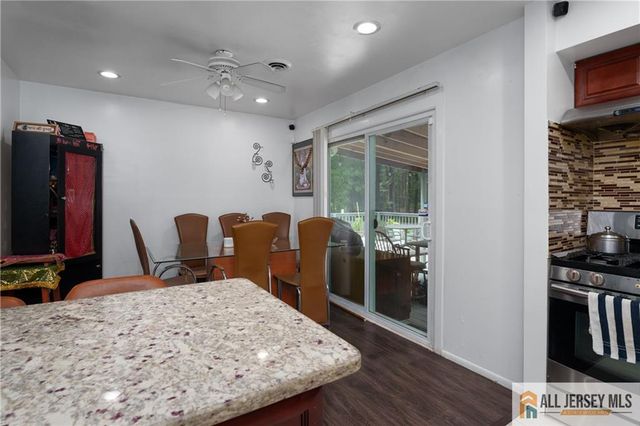 984 New Dover Road, Edison, NJ 08820