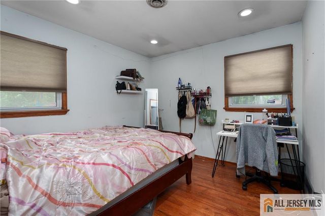 984 New Dover Road, Edison, NJ 08820