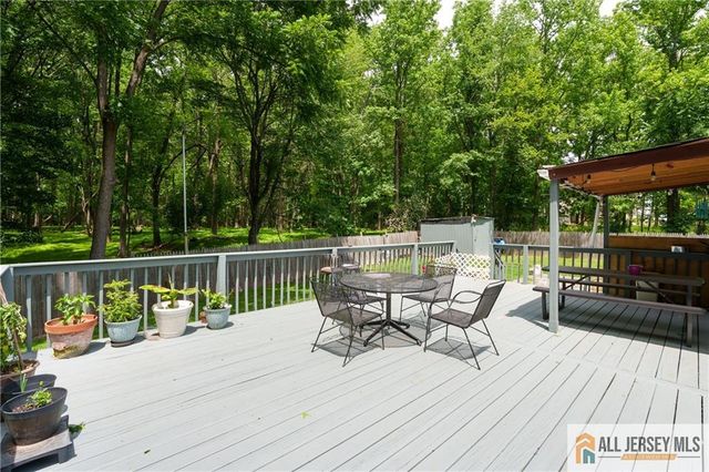 984 New Dover Road, Edison, NJ 08820