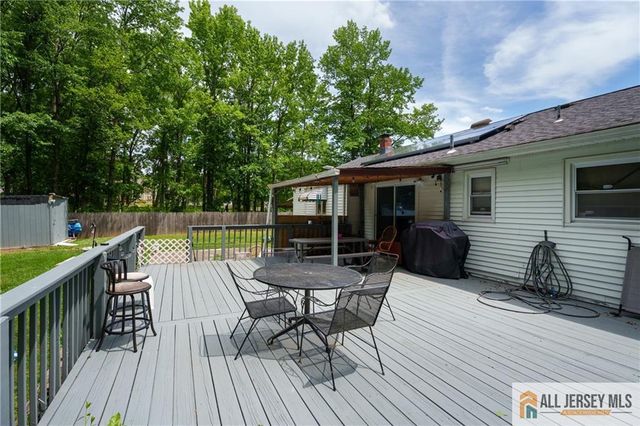 984 New Dover Road, Edison, NJ 08820