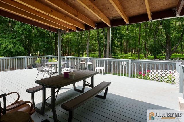 984 New Dover Road, Edison, NJ 08820