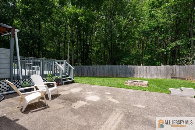 984 New Dover Road, Edison, NJ 08820