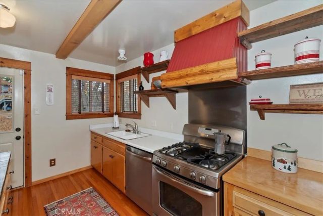 929 Andrew, Big Bear Lake, CA 92315