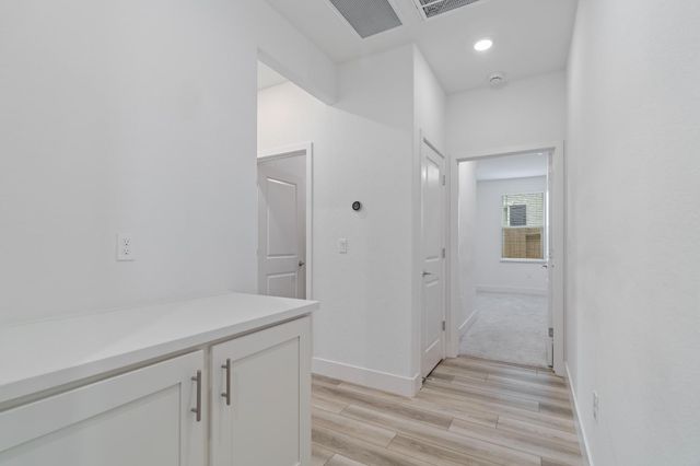 8333 Kyler Rd, Elk Grove, CA 95757