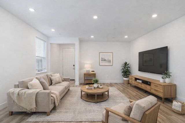 8333 Kyler Rd, Elk Grove, CA 95757