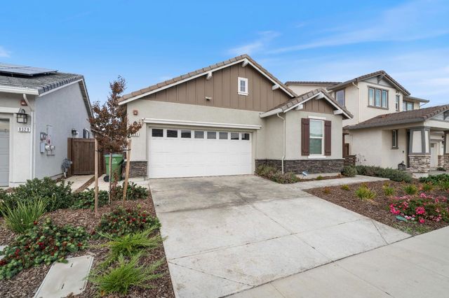 8333 Kyler Rd, Elk Grove, CA 95757