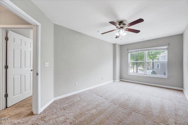 8641 Neuse Club Lane 110, Raleigh, NC 27616
