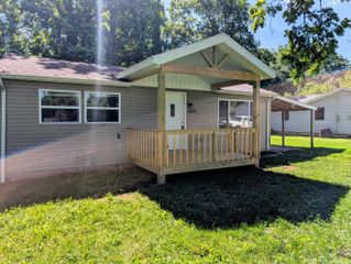 504 South Euclid Avenue, Marionville, MO 65705