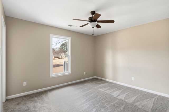 2910 BELGRAVE DR, Germantown, TN 38138