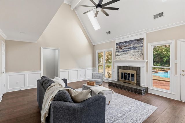 2910 BELGRAVE DR, Germantown, TN 38138