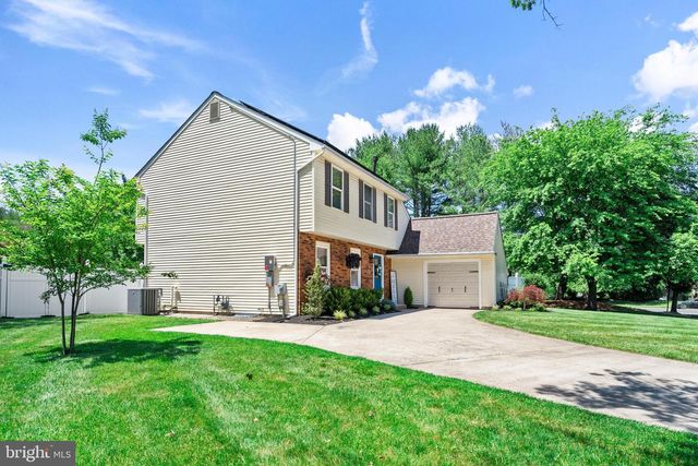 101 KINTZING DR, Marlton, NJ 08053