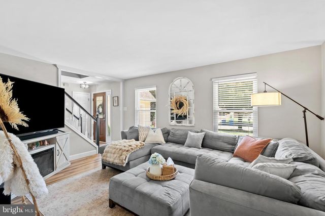 101 KINTZING DR, Marlton, NJ 08053