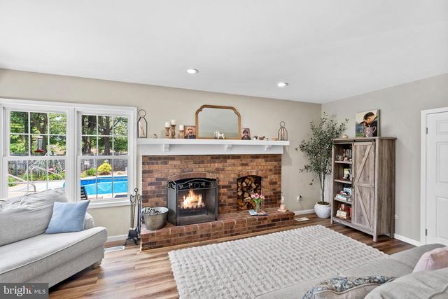 101 KINTZING DR, Marlton, NJ 08053