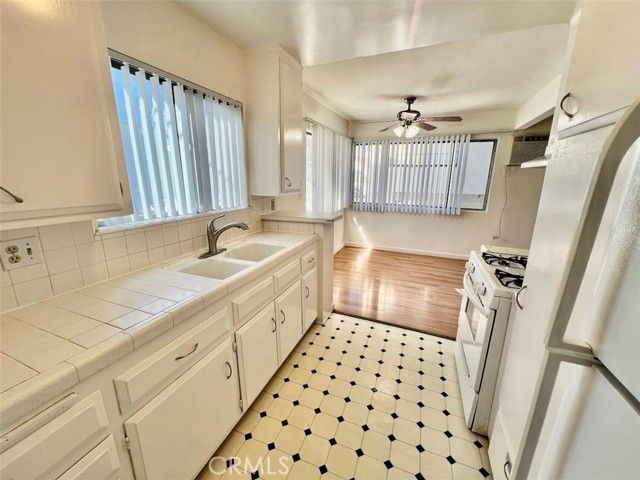 1115 S Wooster Street 106, Los Angeles, CA 90035