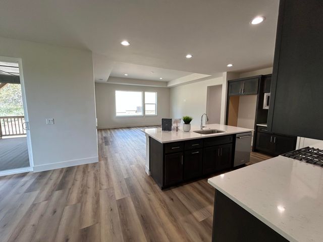 1094 Timber Ridge Loop, Klamath Falls, OR 97603