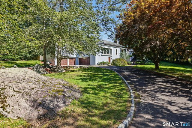 480 Riders Lane, Fairfield, CT 06824