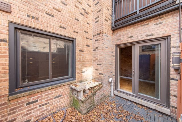 648 W Belden Avenue B, Chicago, IL 60614