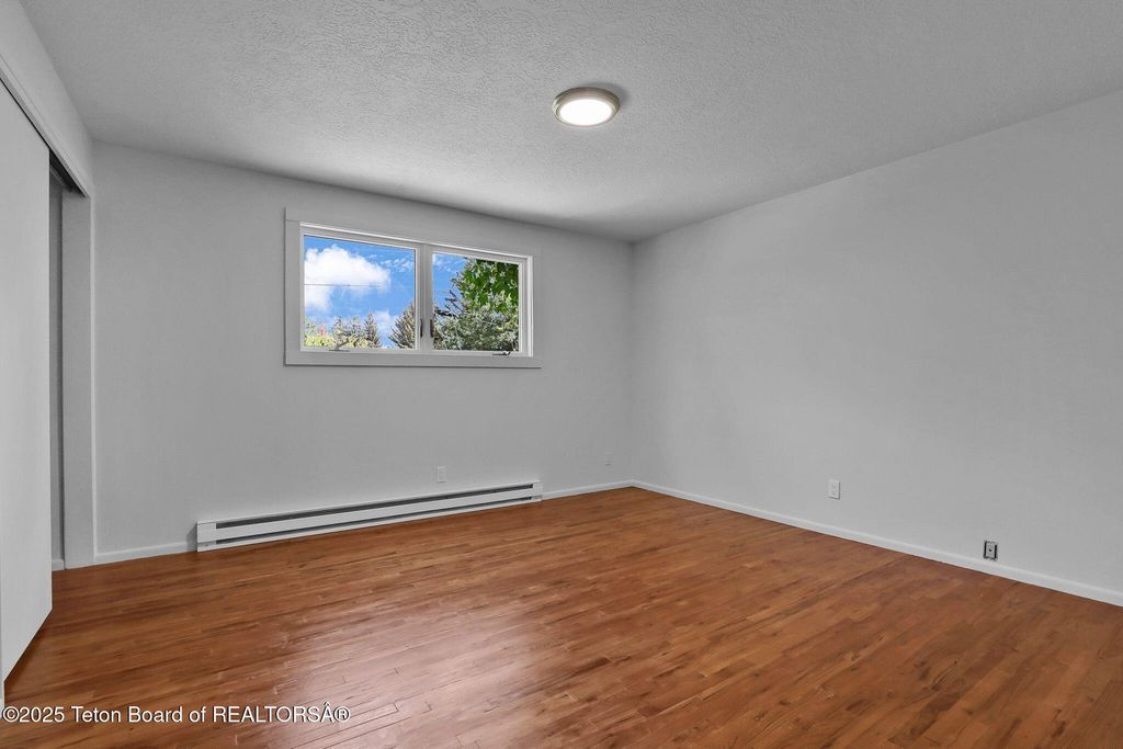 475 W KELLY Avenue, Jackson, WY 83001 photo 12