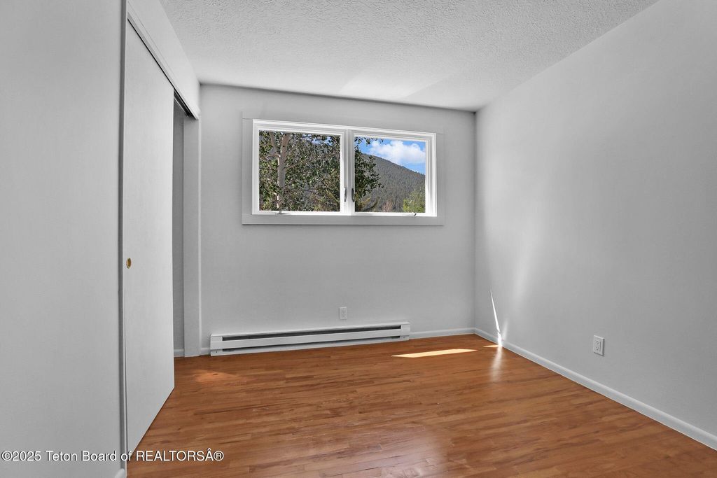 475 W KELLY Avenue, Jackson, WY 83001 photo 15
