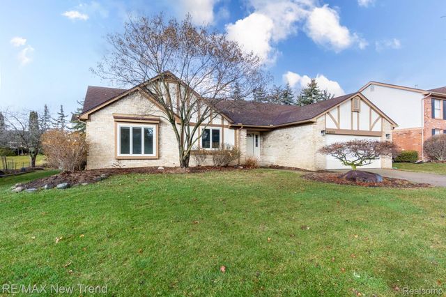24859 WHITE PLAINS, Novi, MI 48374