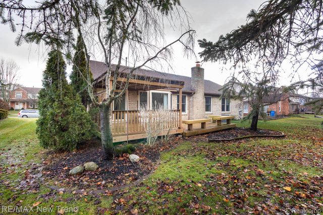 24859 WHITE PLAINS, Novi, MI 48374