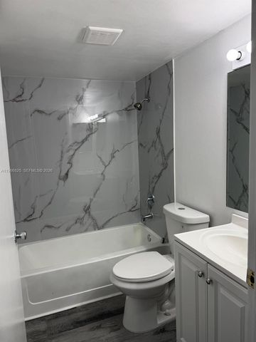 15610 SW 80th St J-102, Miami, FL 33193