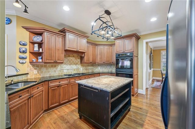 44 Kilmartin Point, Big Canoe, GA 30143