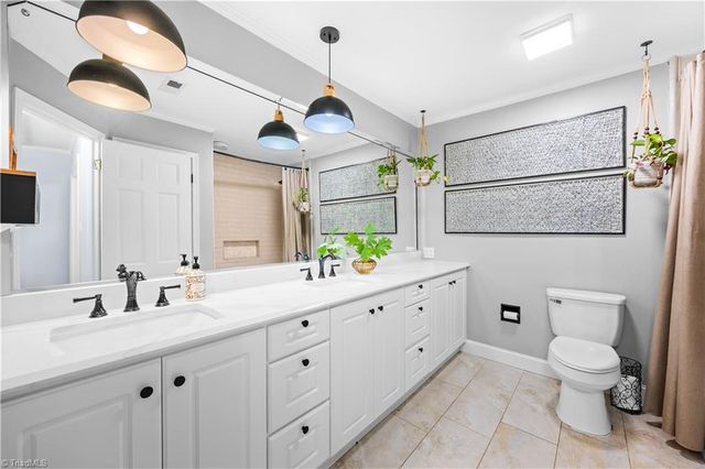 2438 Edgewood Avenue, Burlington, NC 27215
