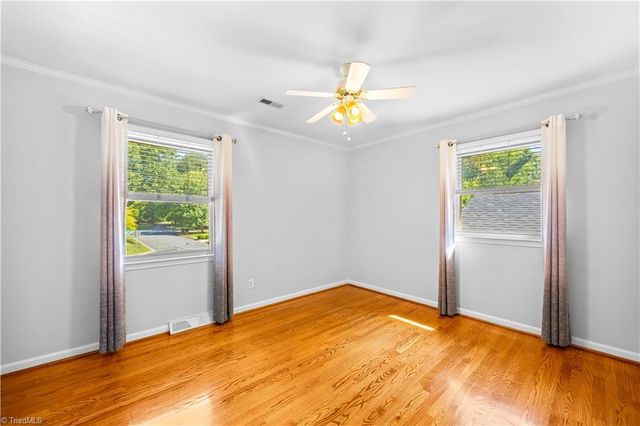 2438 Edgewood Avenue, Burlington, NC 27215