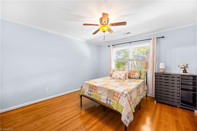 2438 Edgewood Avenue, Burlington, NC 27215