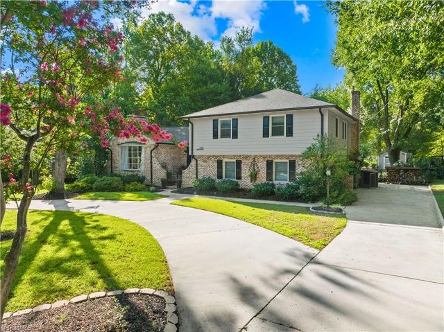 2438 Edgewood Avenue, Burlington, NC 27215