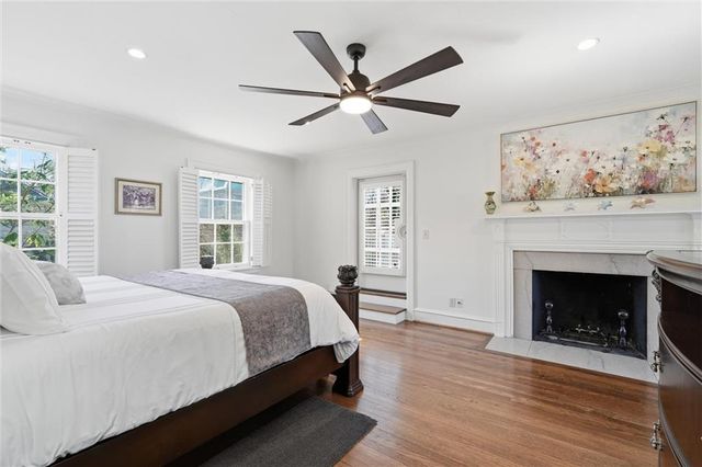 1217 W 58th Street, Kansas City, MO 64113