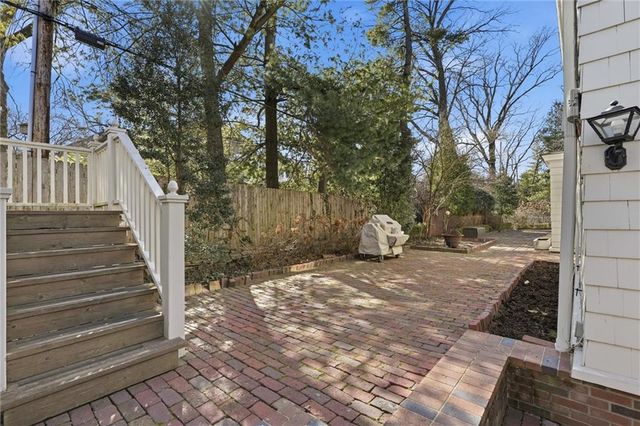 1217 W 58th Street, Kansas City, MO 64113