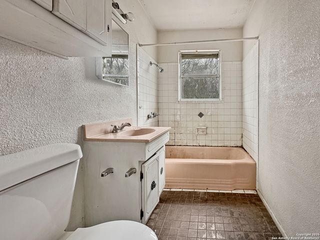 3318 BOB BILLA ST, San Antonio, TX 78223