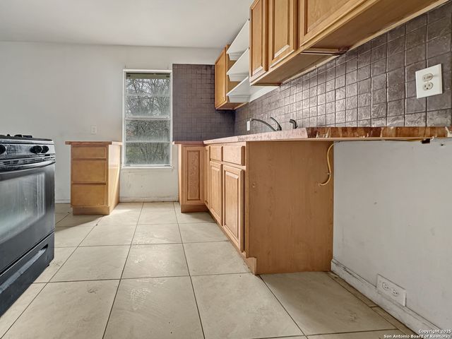 3318 BOB BILLA ST, San Antonio, TX 78223