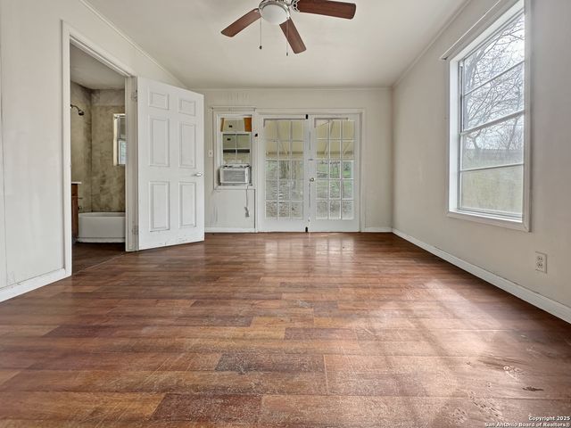 3318 BOB BILLA ST, San Antonio, TX 78223
