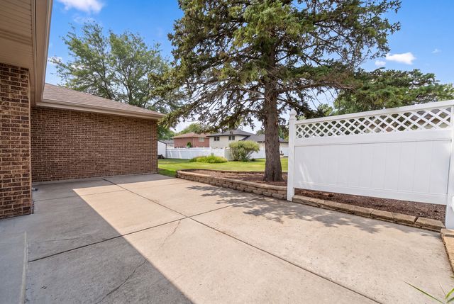 15360 Orchid Court, Orland Park, IL 60462