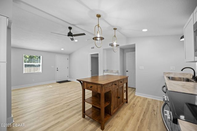 1302 Village Lane, Ormond Beach, FL 32174
