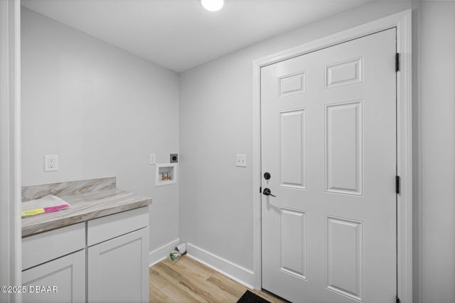 1302 Village Lane, Ormond Beach, FL 32174