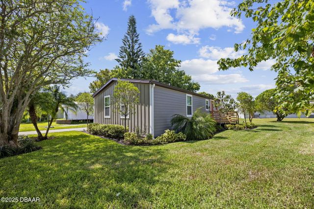 1302 Village Lane, Ormond Beach, FL 32174