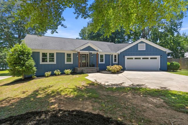 105 Walker Road, Campobello, SC 29322