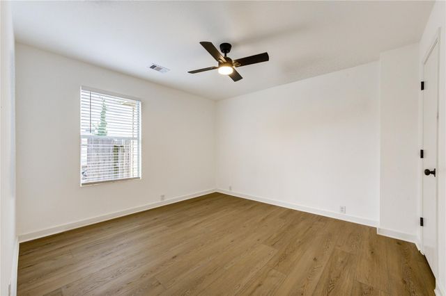902 Eagles Glide Drive, Houston, TX 77090